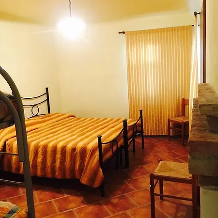 'd Rainè Alloggio per agriturismo Montelupo Albese