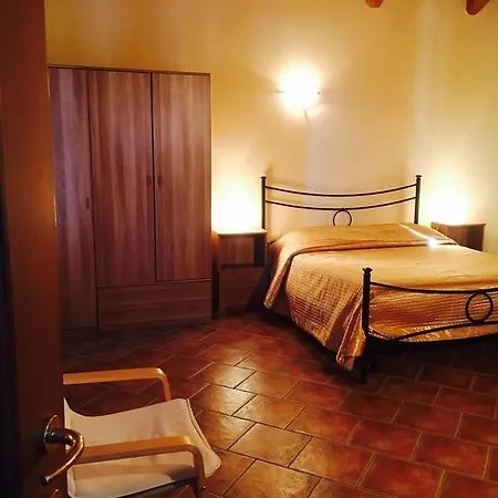 'd Rainè Alloggio per agriturismo Montelupo Albese